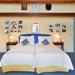 Unique Innere Enge 4*