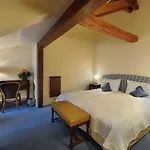 Unique Innere Enge Hotel 4*