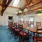 Unique Innere Enge Hotel 4*