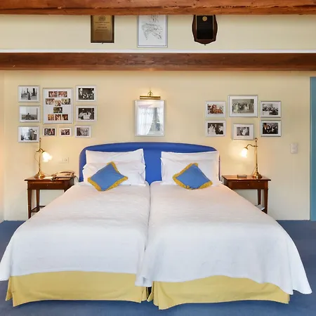 Unique Innere Enge 4*