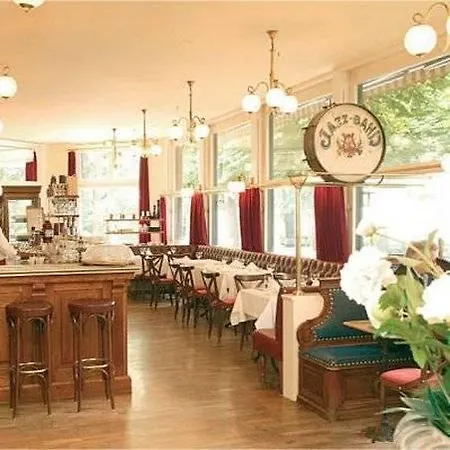 Unique Innere Enge Hotel Berna