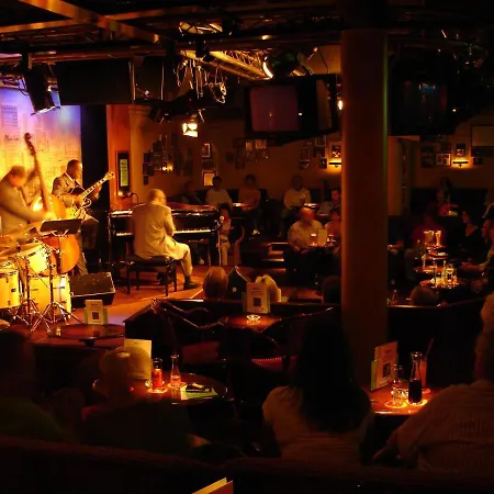 Unique Innere Enge Ξενοδοχείο 4*