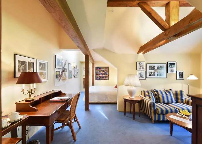 Unique Innere Enge Hotel 4*