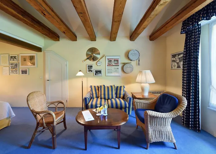 Unique Innere Enge 4*