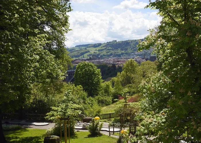 Unique Innere Enge 4*