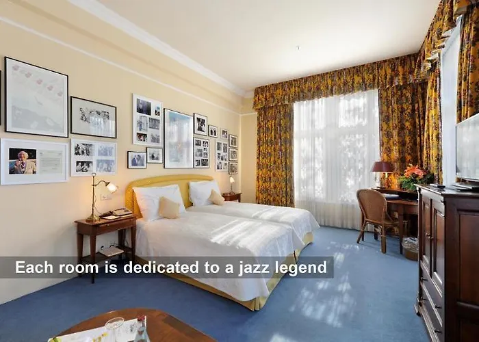 Hotel Unique Innere Enge 4*