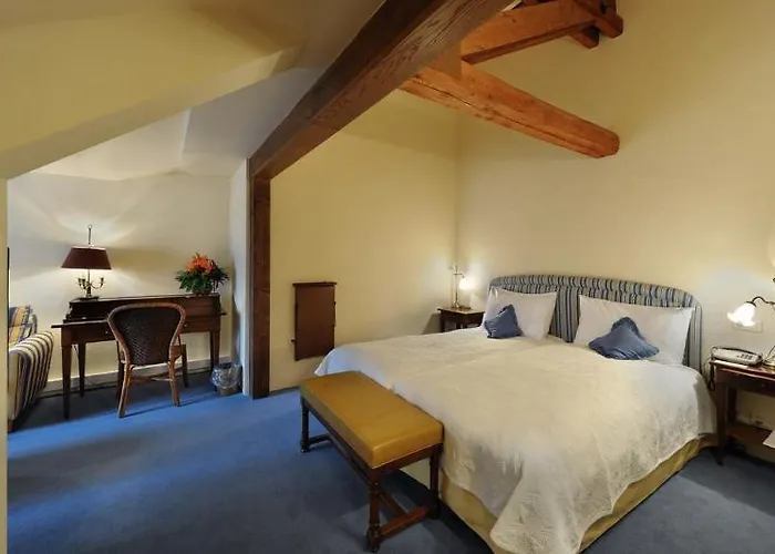 Unique Innere Enge Szálloda 4*
