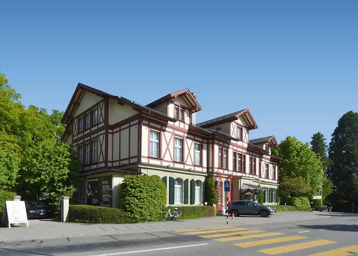 Ξενοδοχείο Unique Innere Enge 4*