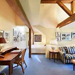 Unique Innere Enge Hotell 4*