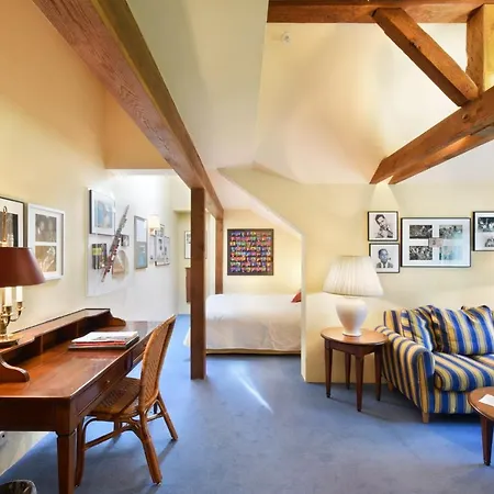 Unique Innere Enge Hotell 4*