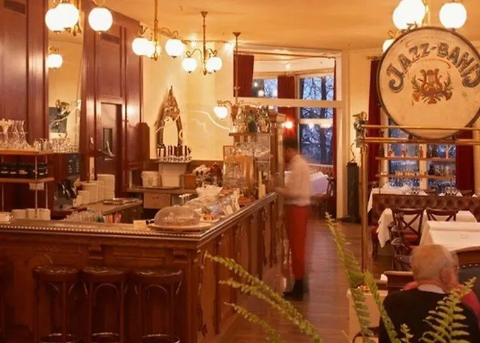 유니크 이네르 엥게